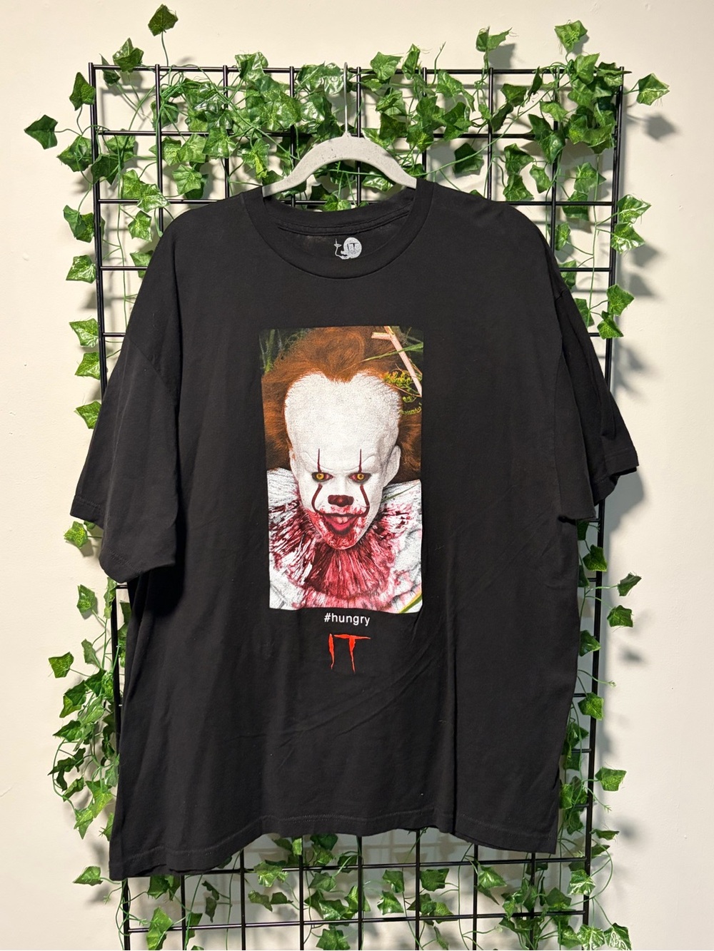 IT Pennywise Graphic Tee